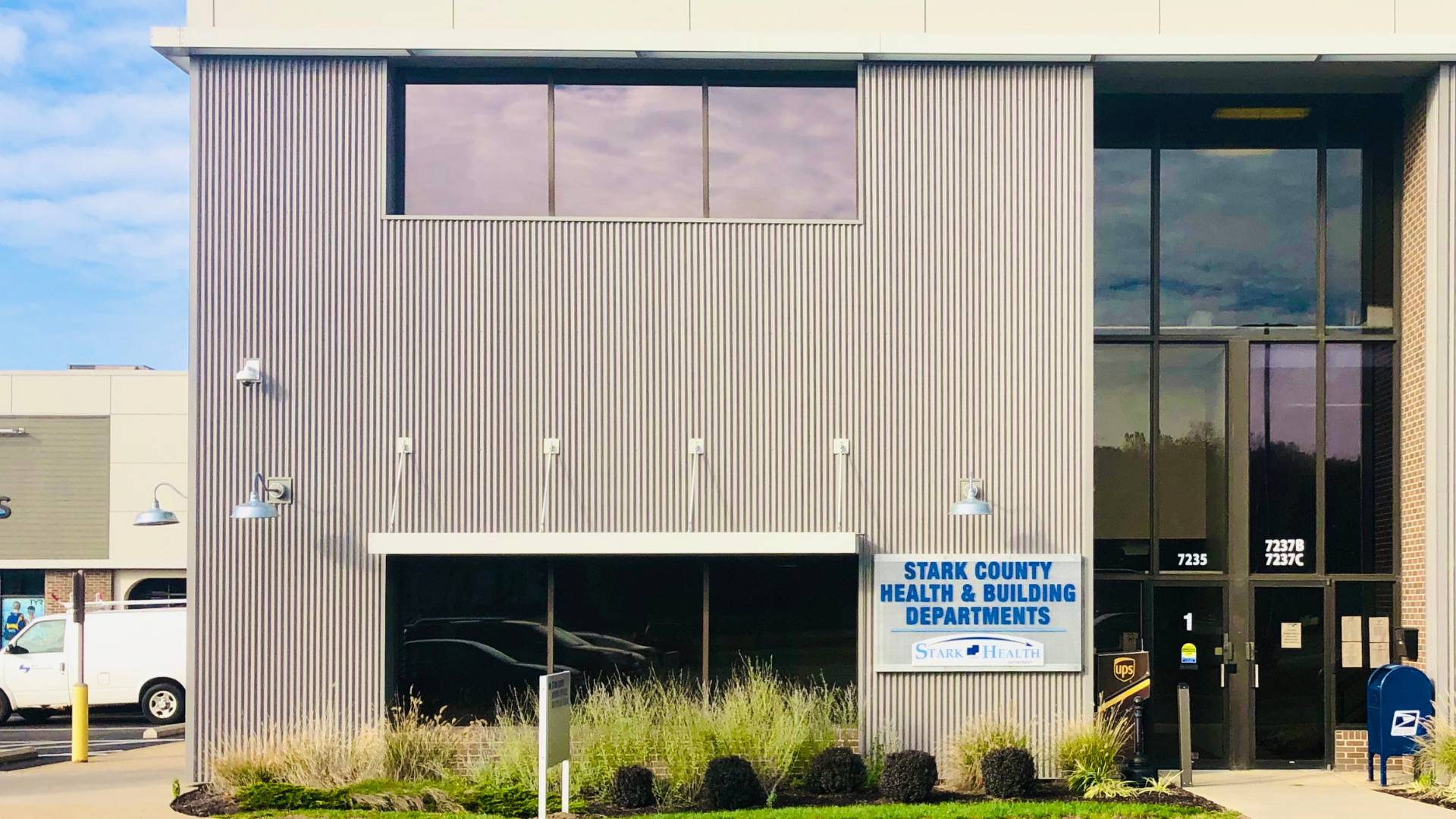 Exterior of the Stark County Health Department building 
